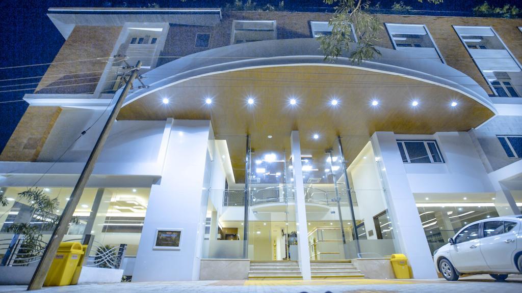 Lakshmi Hotel Thanjavur Exterior photo